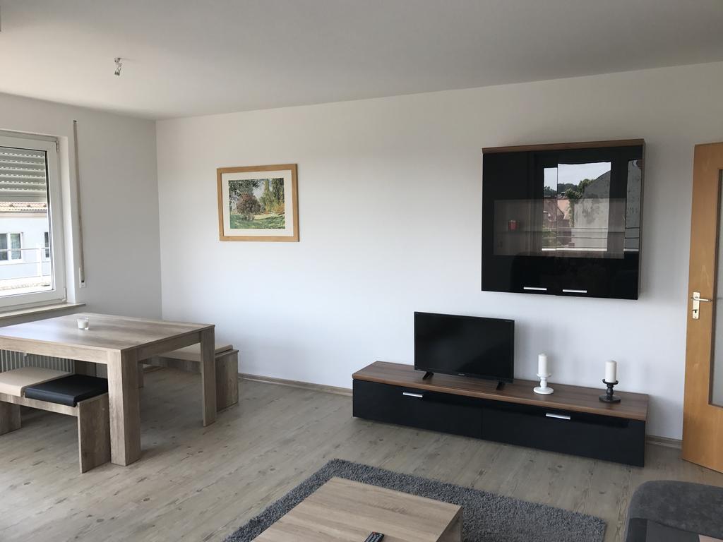 Exklusive Mit Dachterrasse In Schleußig Apartment